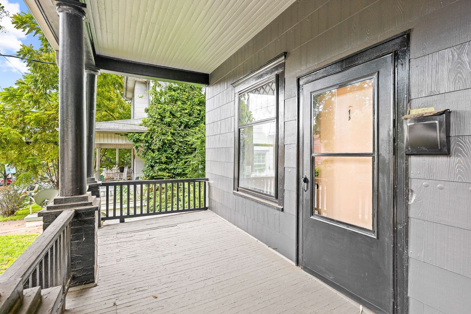 Winston-Salem Apartment: 409 W 1st St