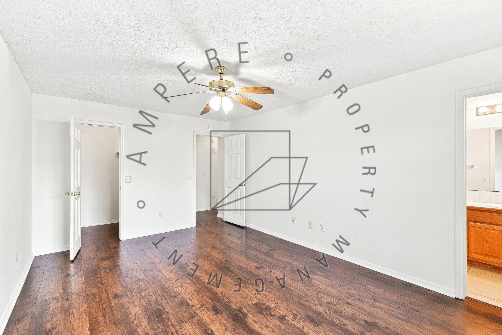 Fayetteville House: 4278 W Patrick St