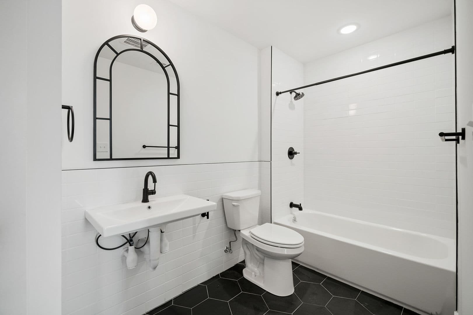 Philadelphia Apartment: 2370 Jasper st
