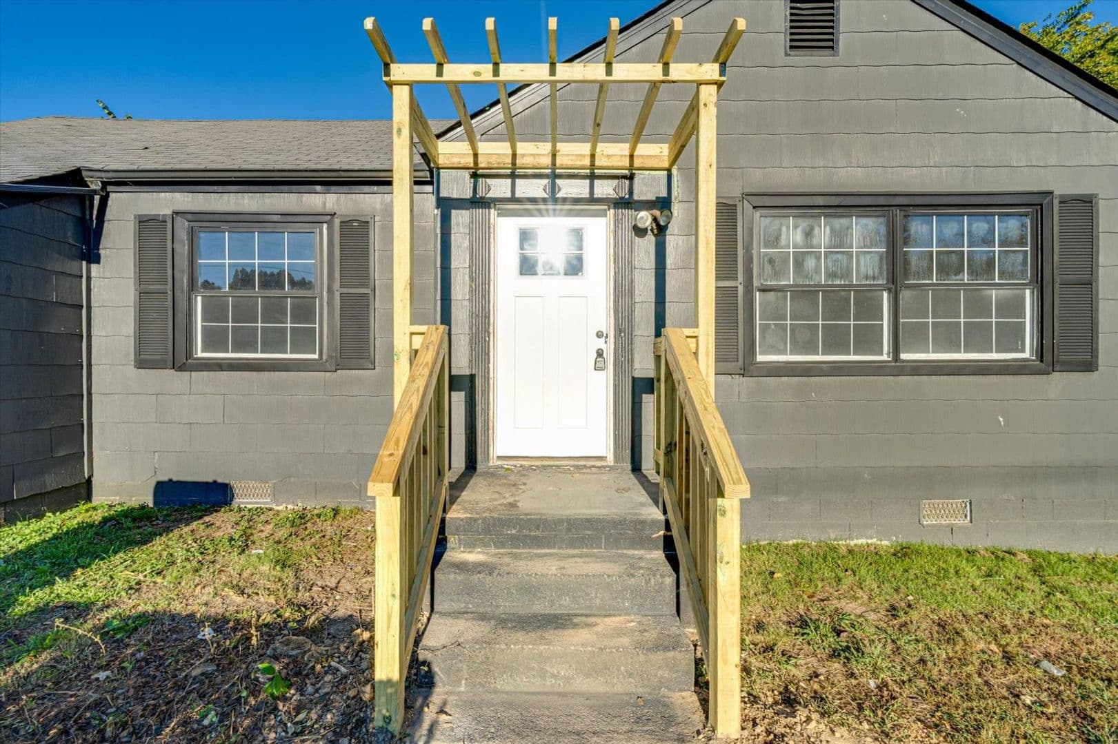 Chattanooga House: 721 Shady Dr