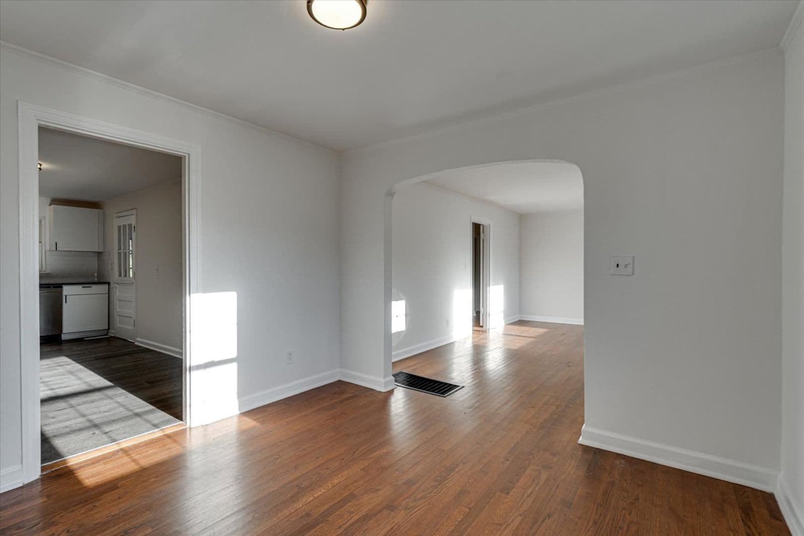 Chattanooga House: 721 Shady Dr