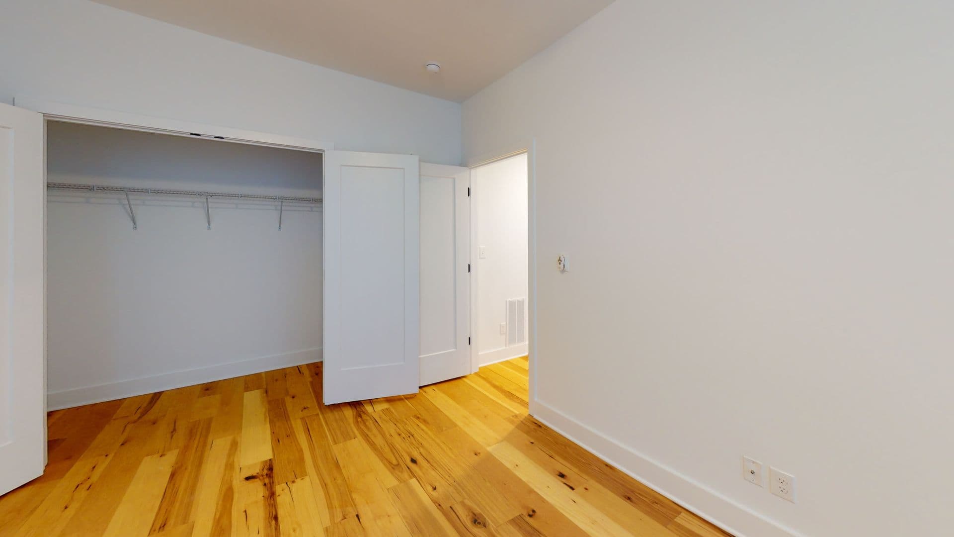 Philadelphia Apartment: 2370 Jasper st