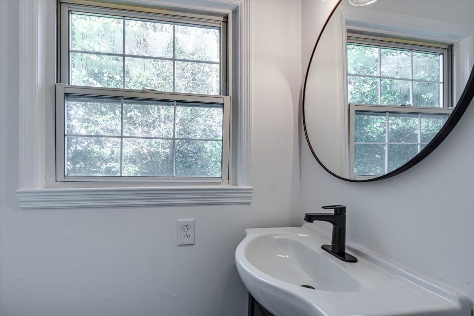 Chattanooga House: 721 Shady Dr
