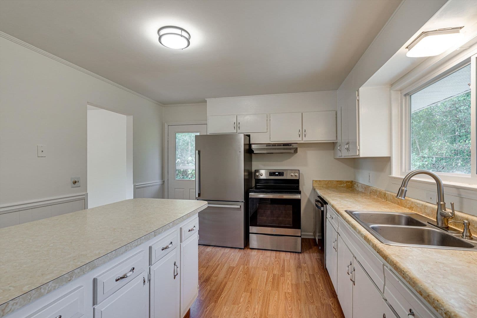 Chattanooga House: 3603 Whitehead Ave