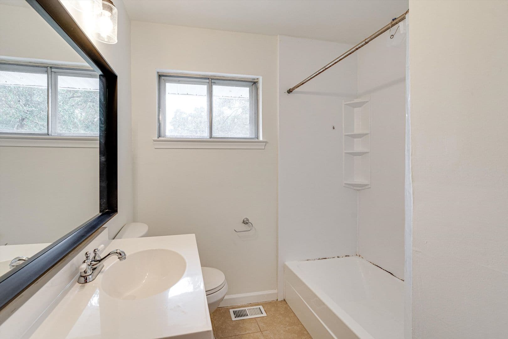 Chattanooga House: 3603 Whitehead Ave