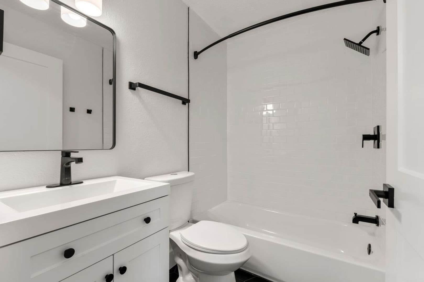 Tallahassee Apartment: 1360 Ocala Rd