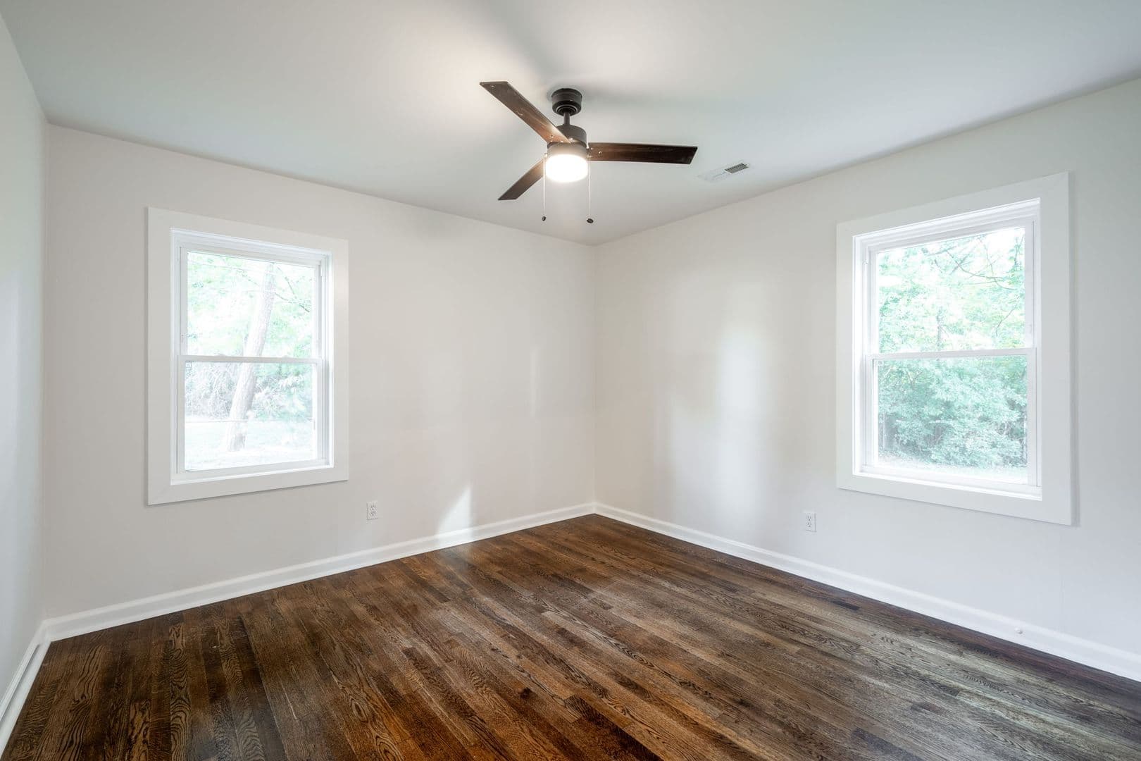 Chattanooga House: 6103 Bermuda Ave
