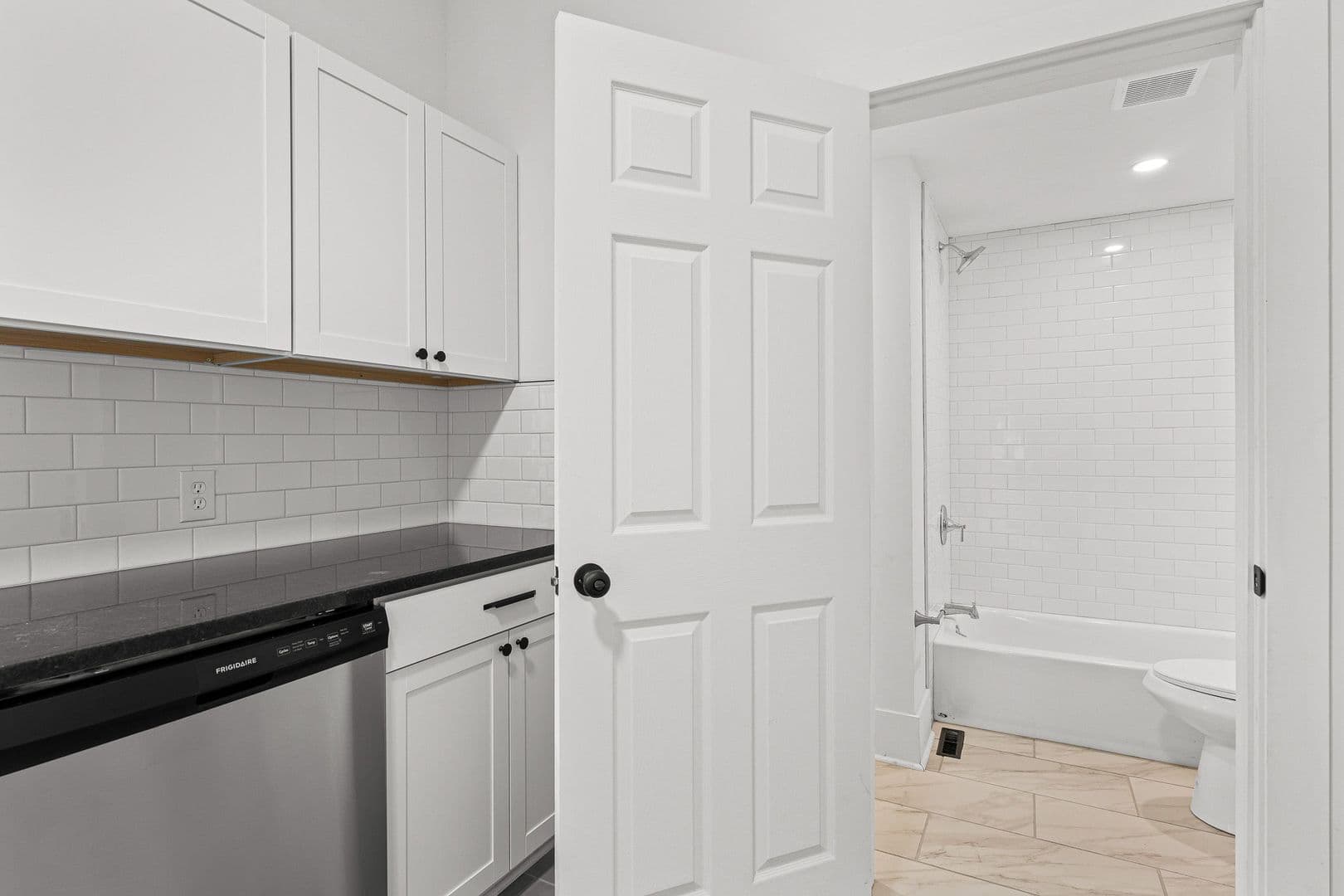 Winston-Salem Apartment: 409 W 1st St