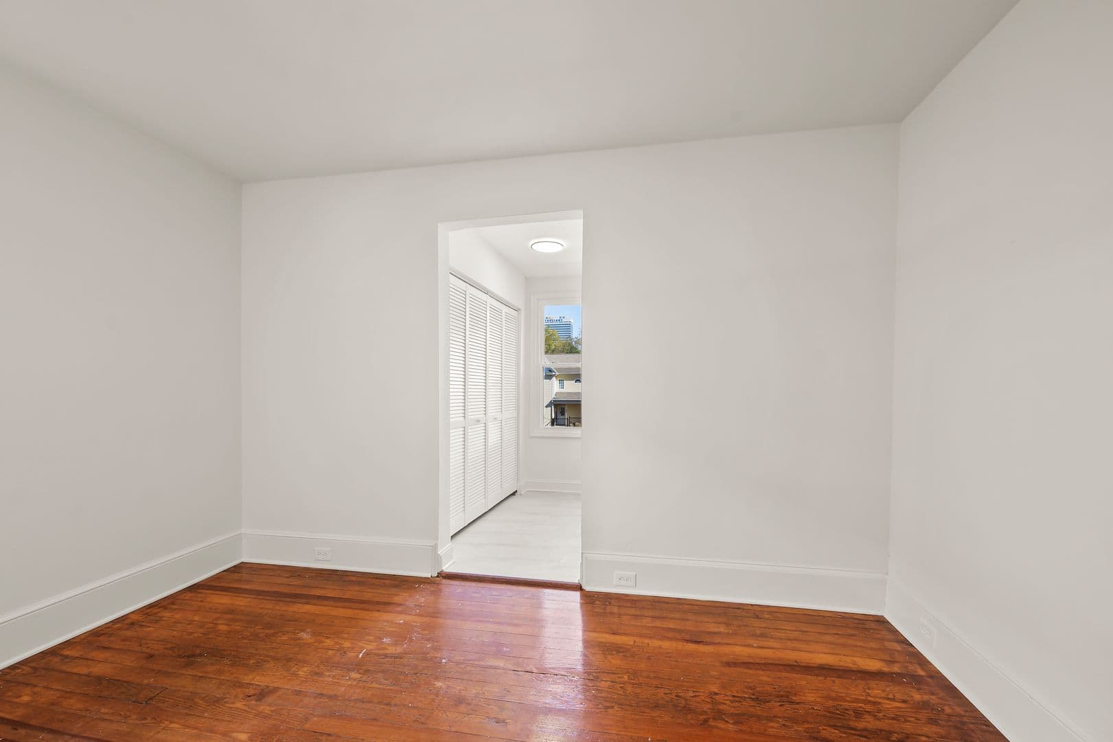 Winston-Salem Apartment: 209 N Spring St