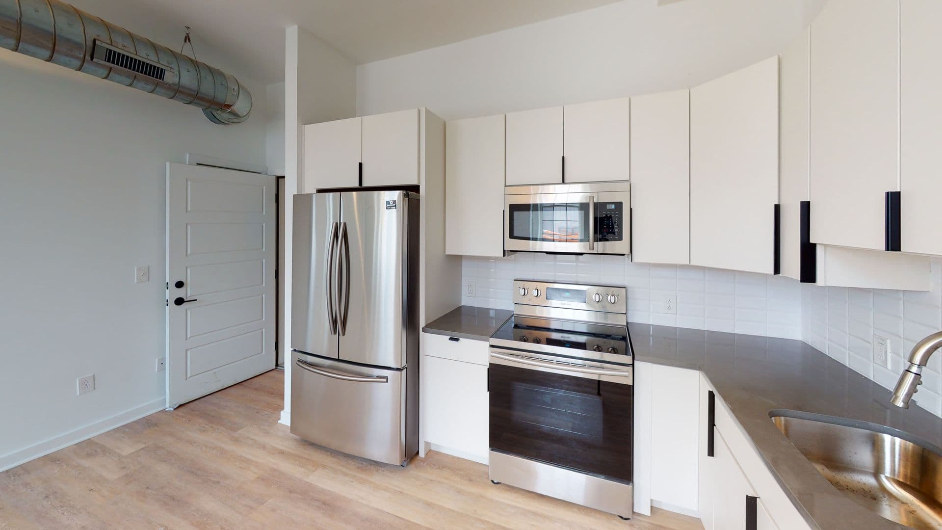 Philadelphia Apartment: 2301 N Front St