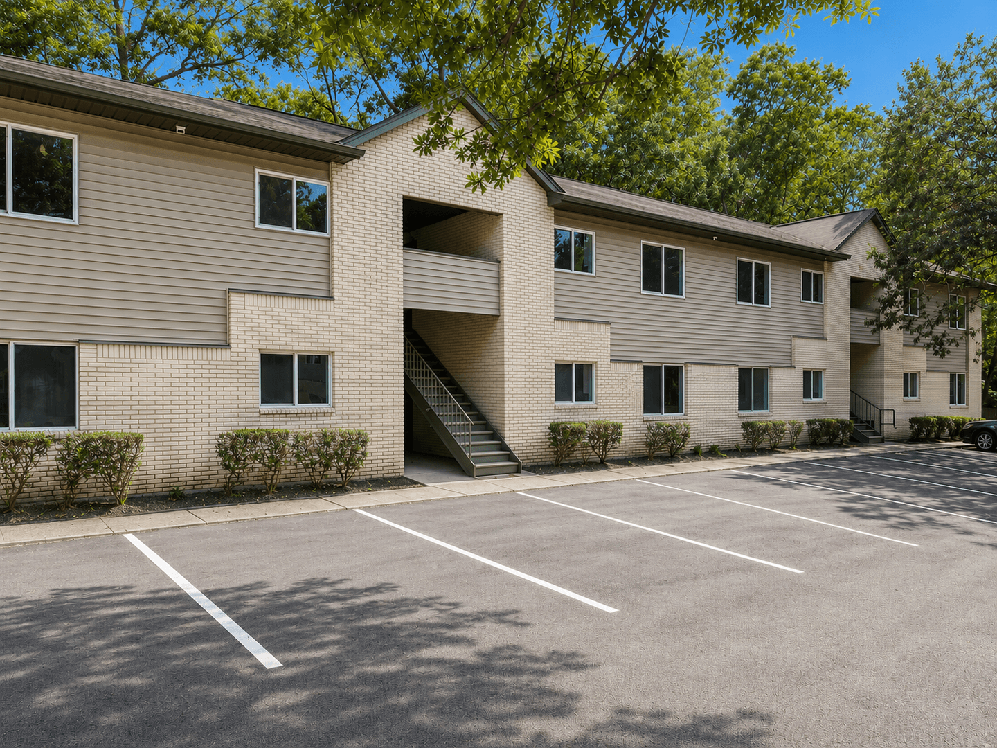 Tallahassee Apartment: 1360 Ocala Rd