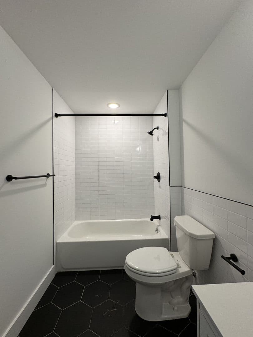 Philadelphia Apartment: 2370 Jasper st