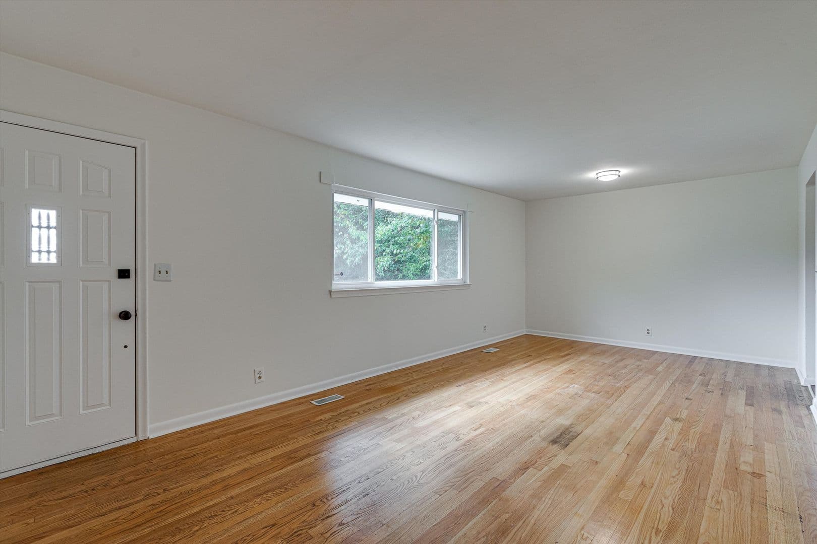 Chattanooga House: 3603 Whitehead Ave