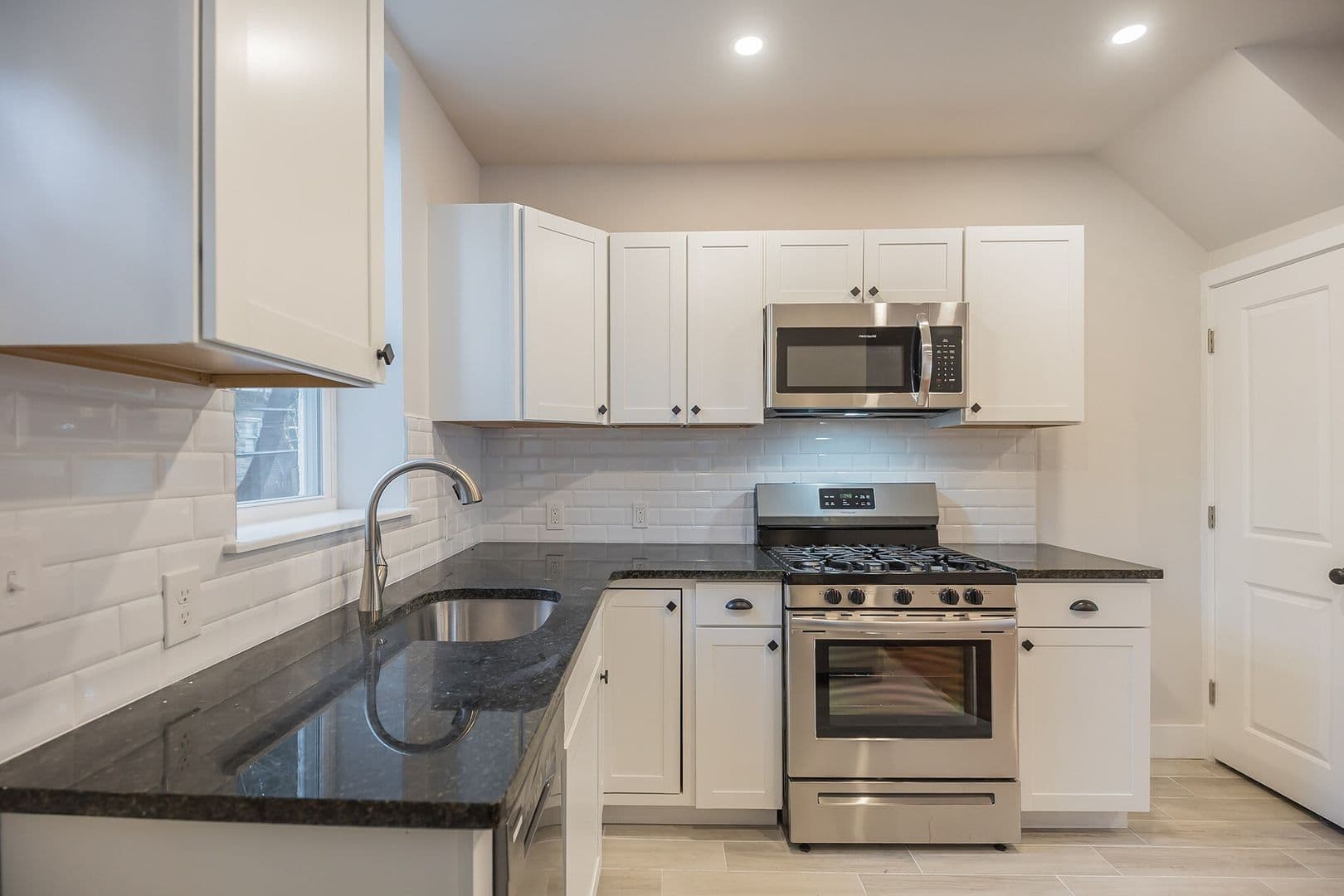 Philadelphia House: 1227 S Peach St