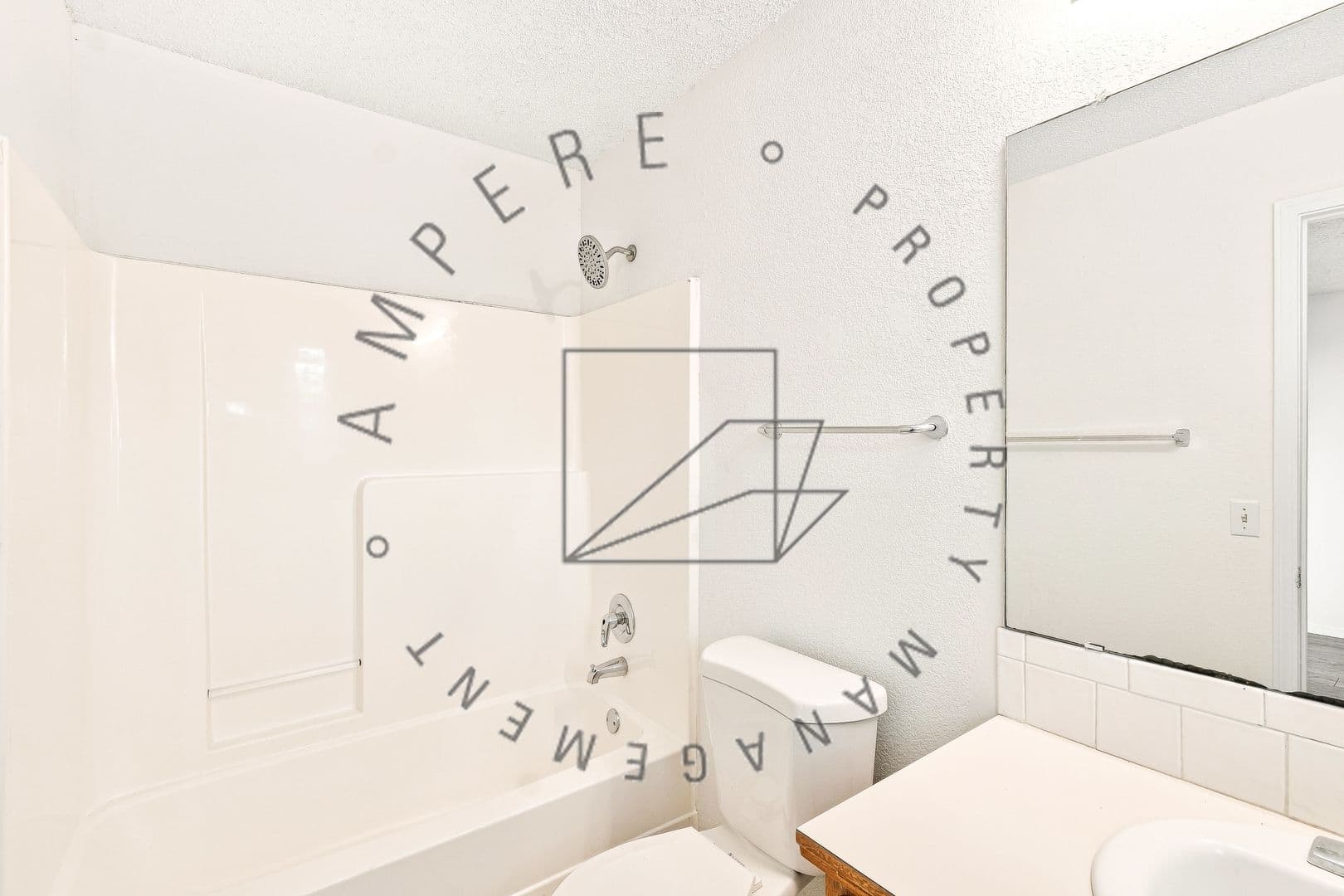 Fayetteville House: 4278 W Patrick St