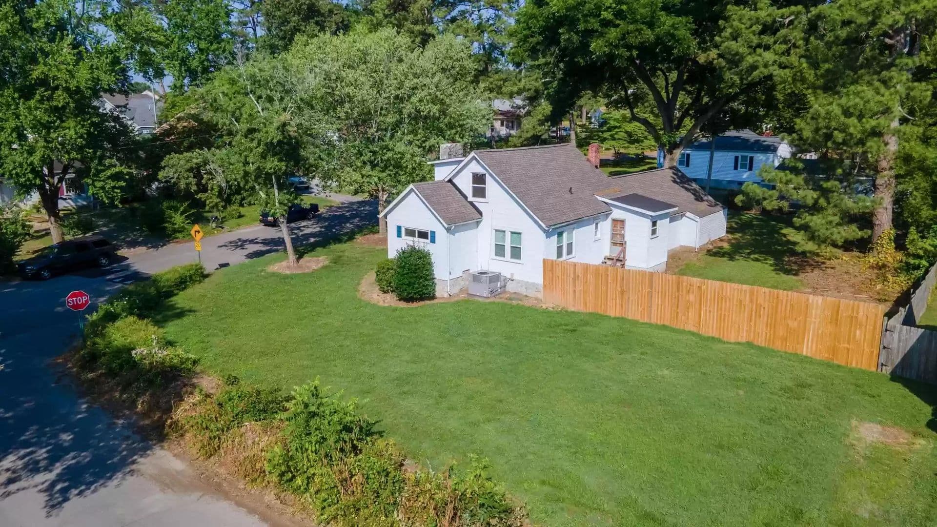 Chattanooga House: 126 Hunt Ave