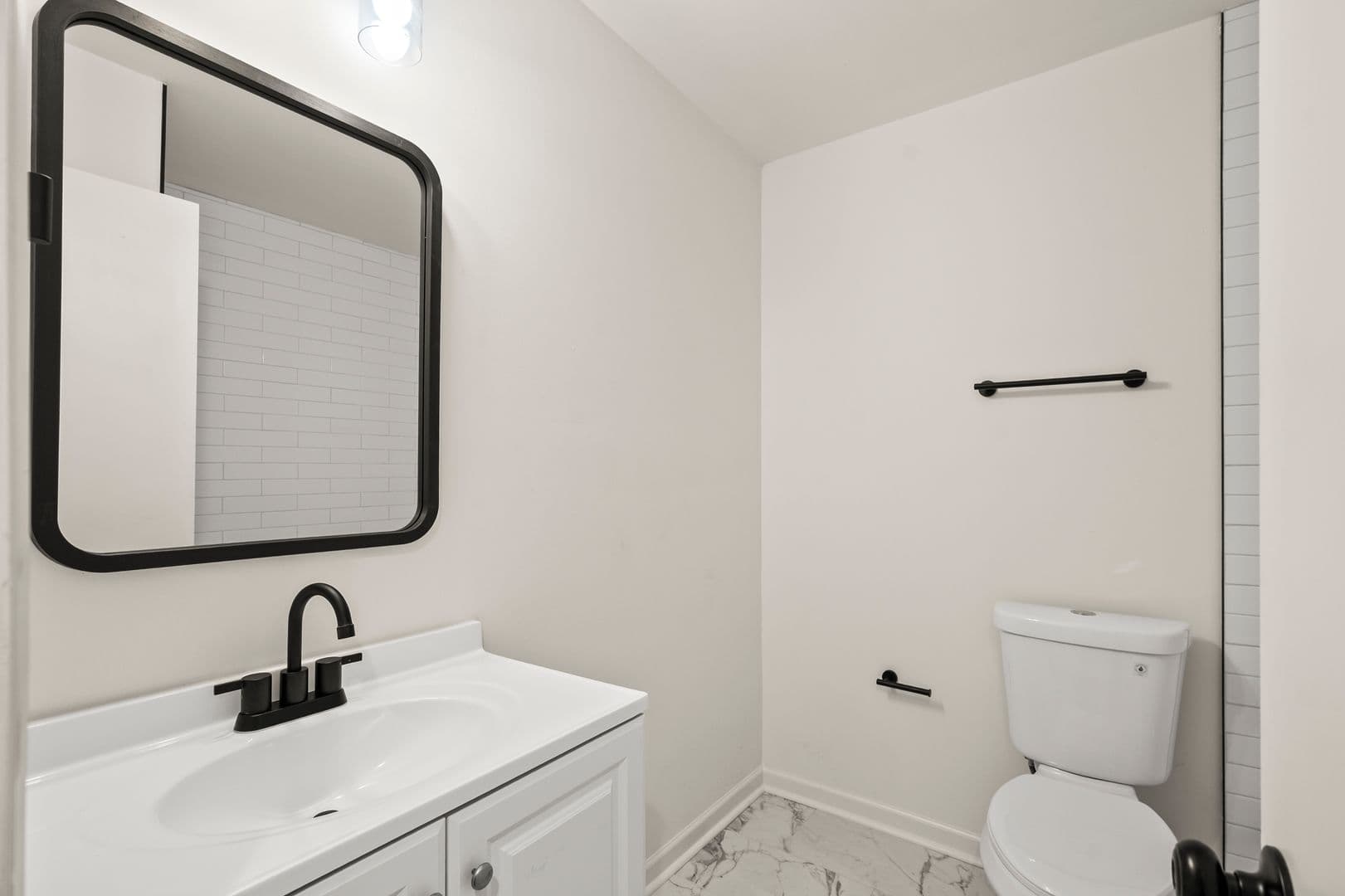Winston-Salem Apartment: 1640 W Northwest Blvd