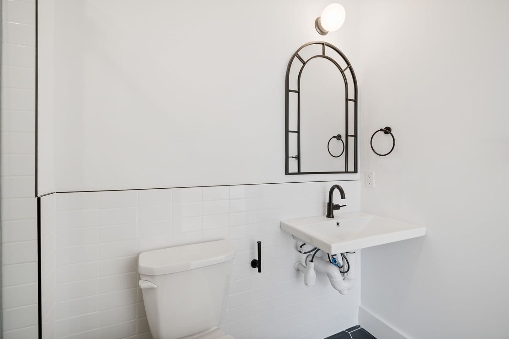 Philadelphia Apartment: 2370 Jasper st