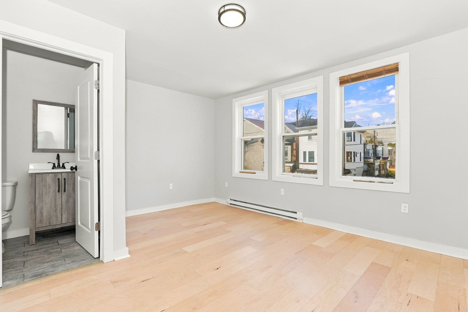 Philadelphia Apartment: 5536 Chester Ave