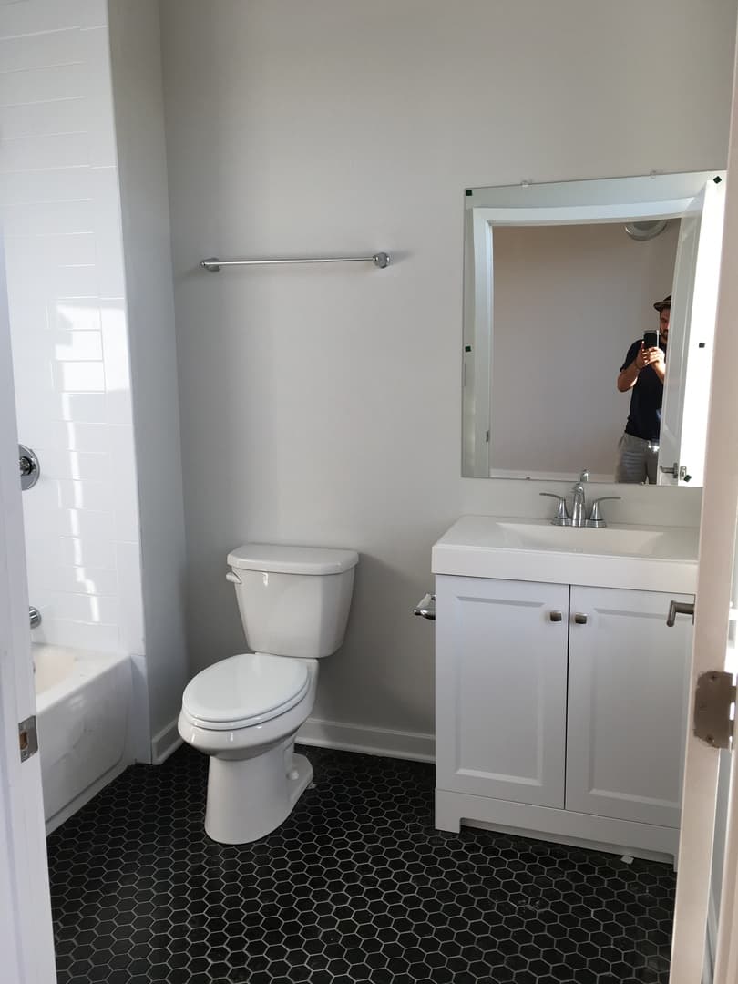 Philadelphia Apartment: 2007 Hope St