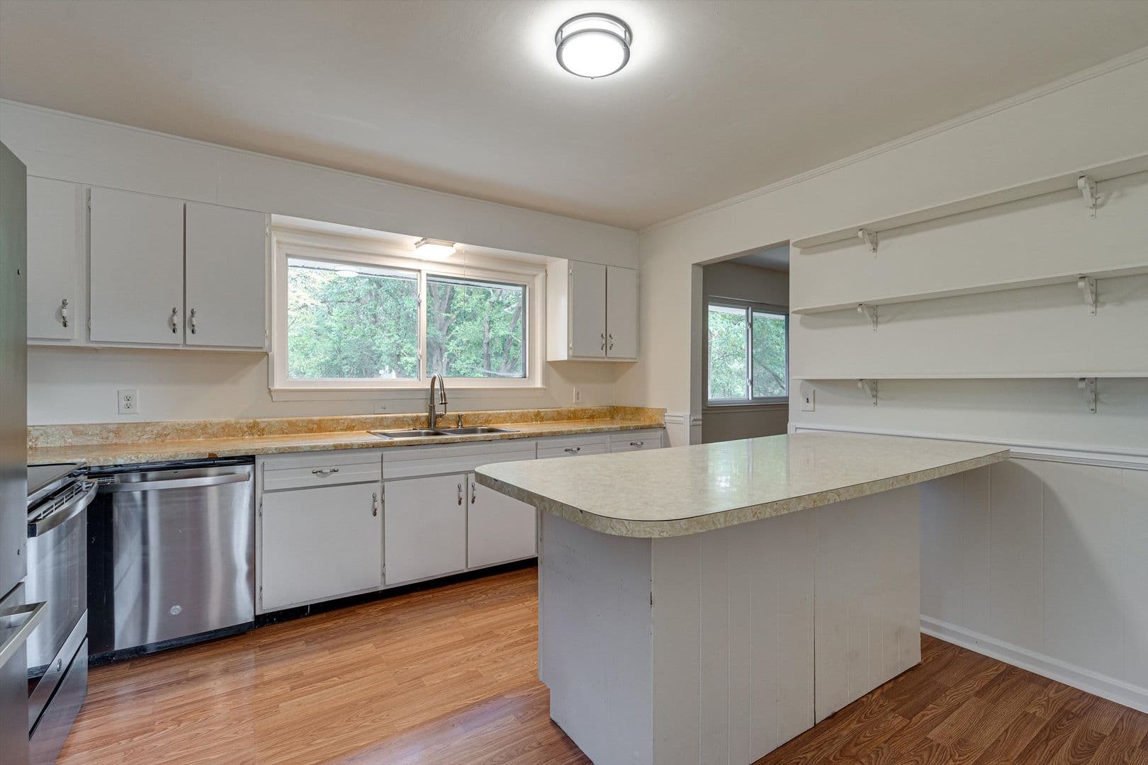 Chattanooga House: 3603 Whitehead Ave