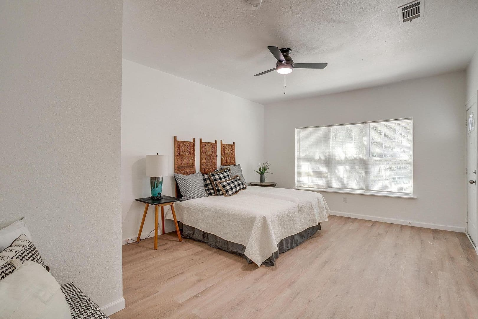 Fort Worth House: 3645 Travis Ave