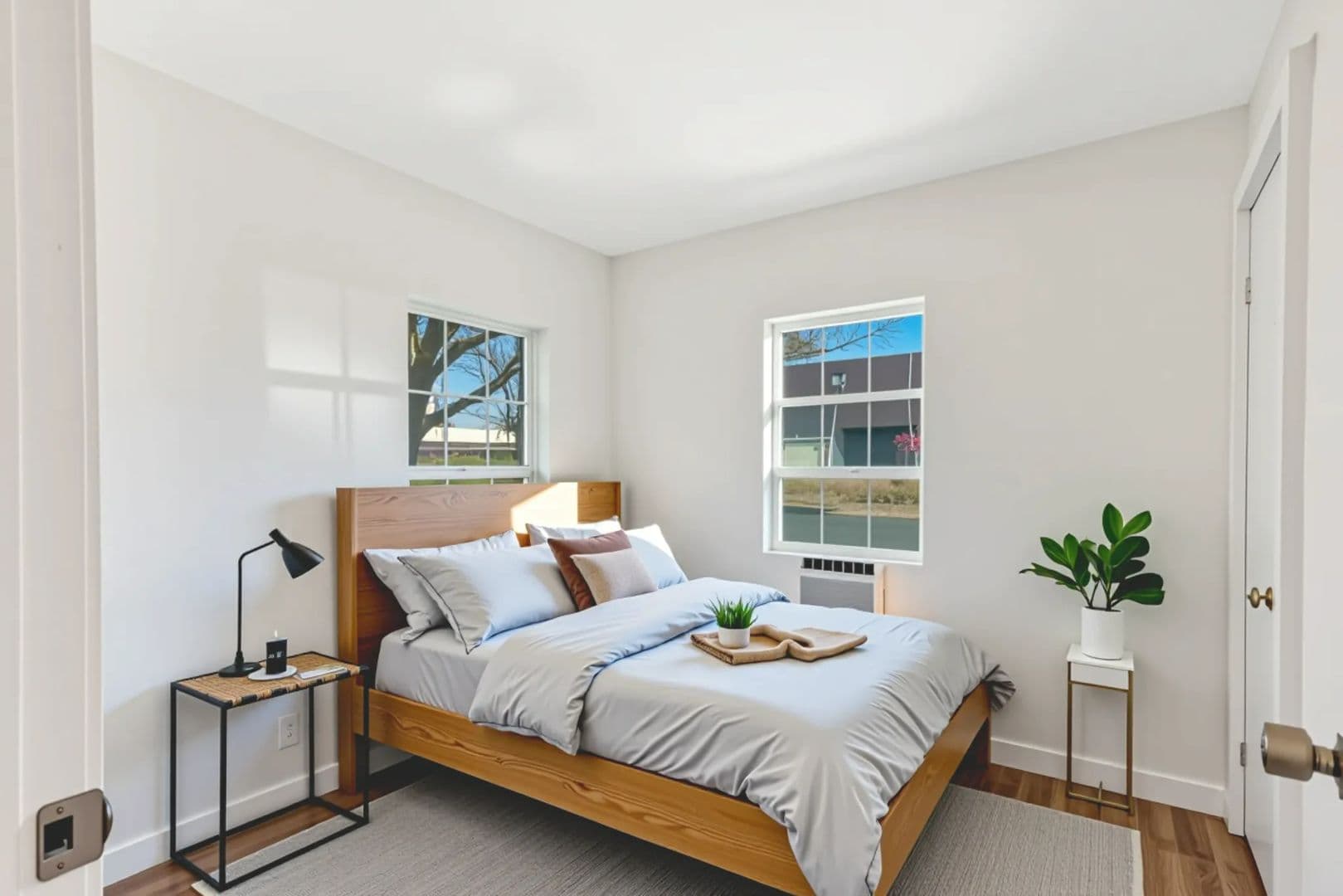 Canton Apartment: 397 Willis Point st