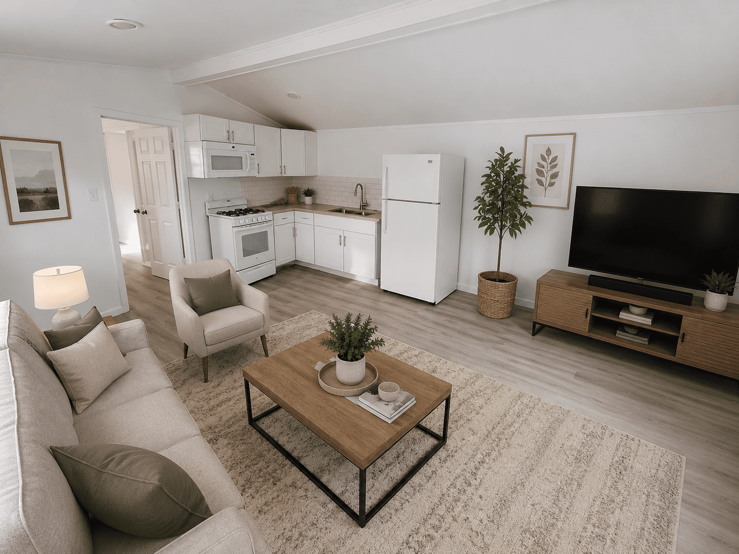 Wolfe City Apartment: 711 S Houston - #4