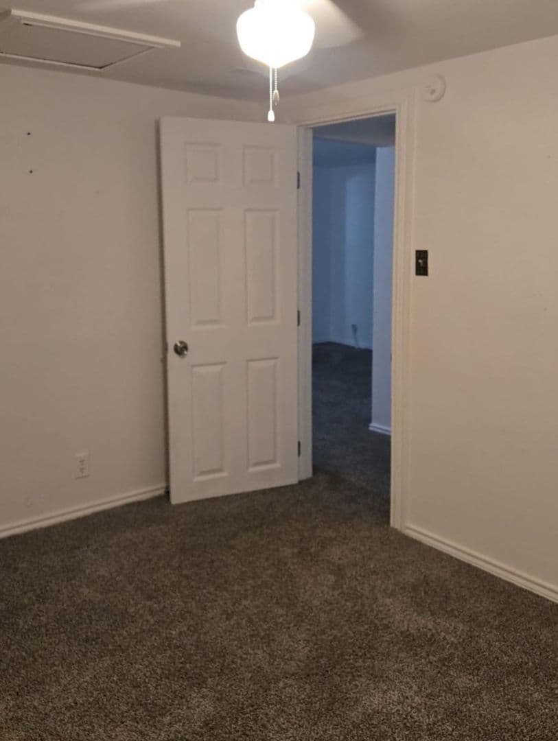 Whitney Apartment: 316 Bush Dr