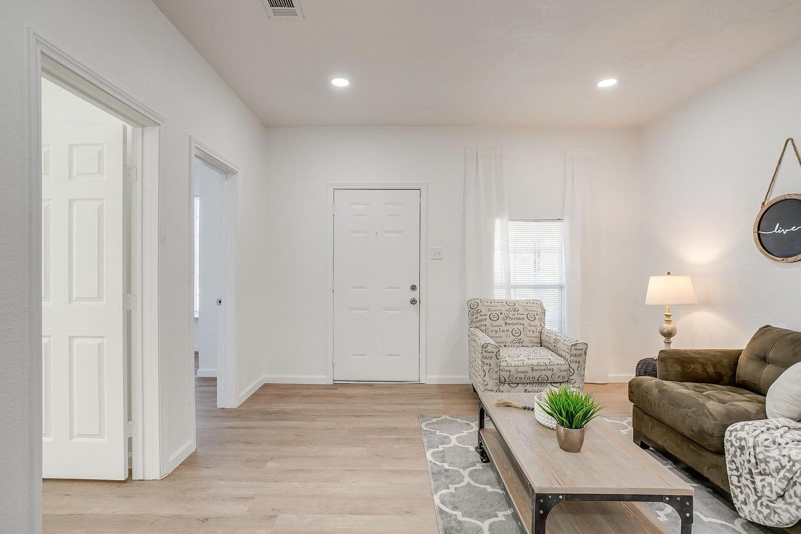 Fort Worth House: 3645 Travis Ave