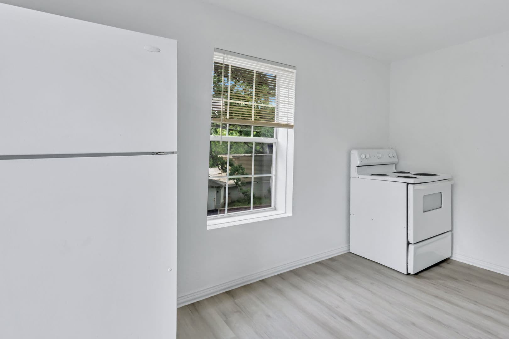 Haltom City Apartment: 1723 Oak Knoll Drive - #2