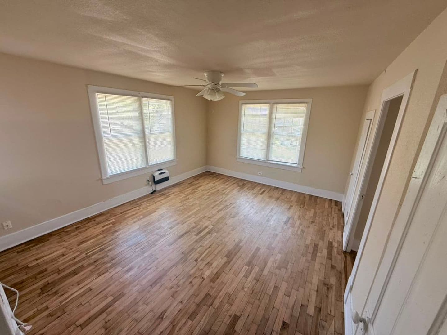 Denison Apartment: 505 W Morgan St