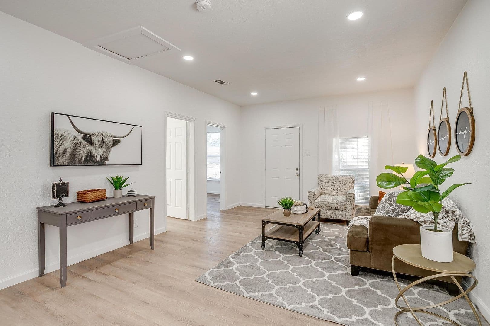 Fort Worth House: 3645 Travis Ave