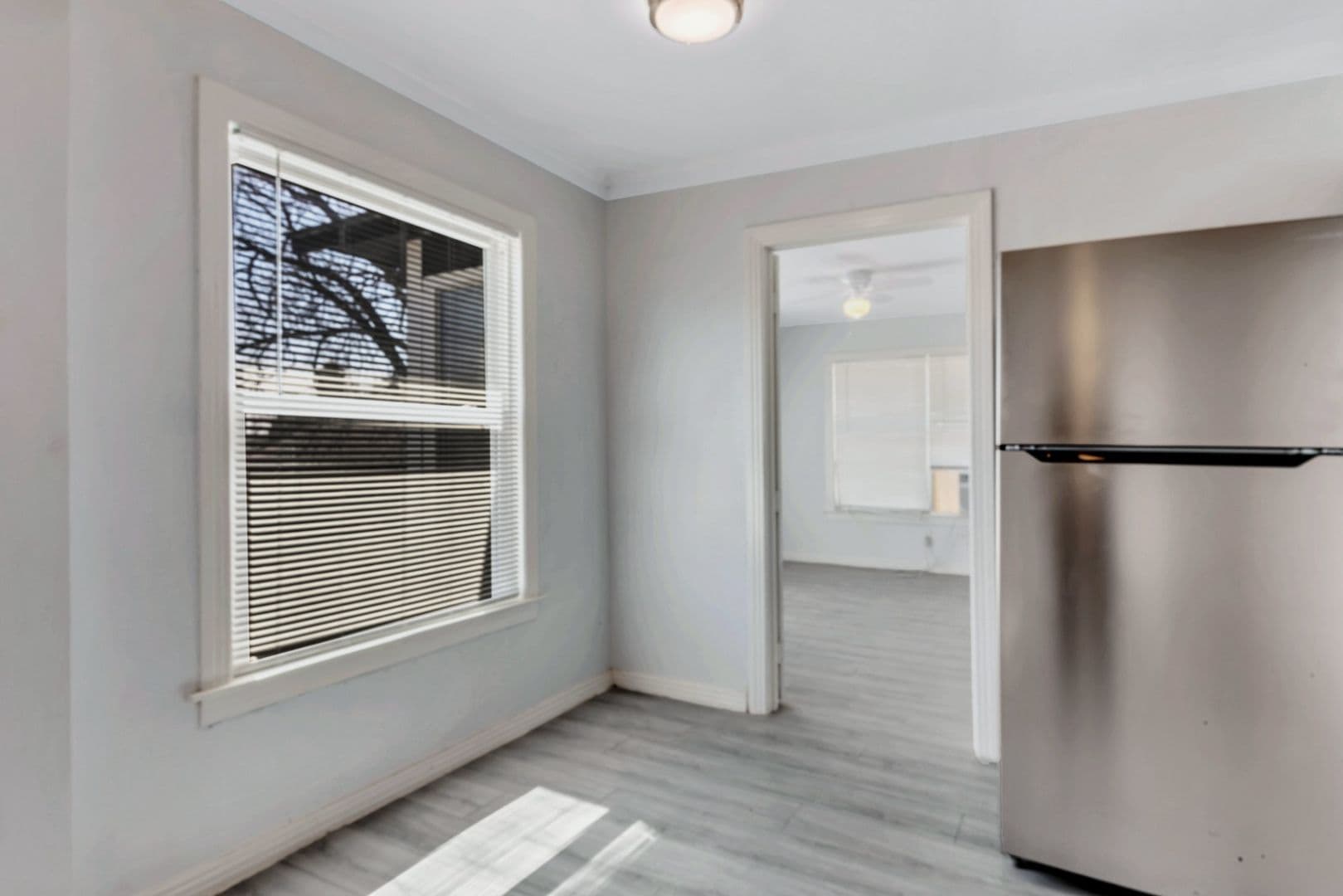 Cleburne Apartment: 305 N Robinson St