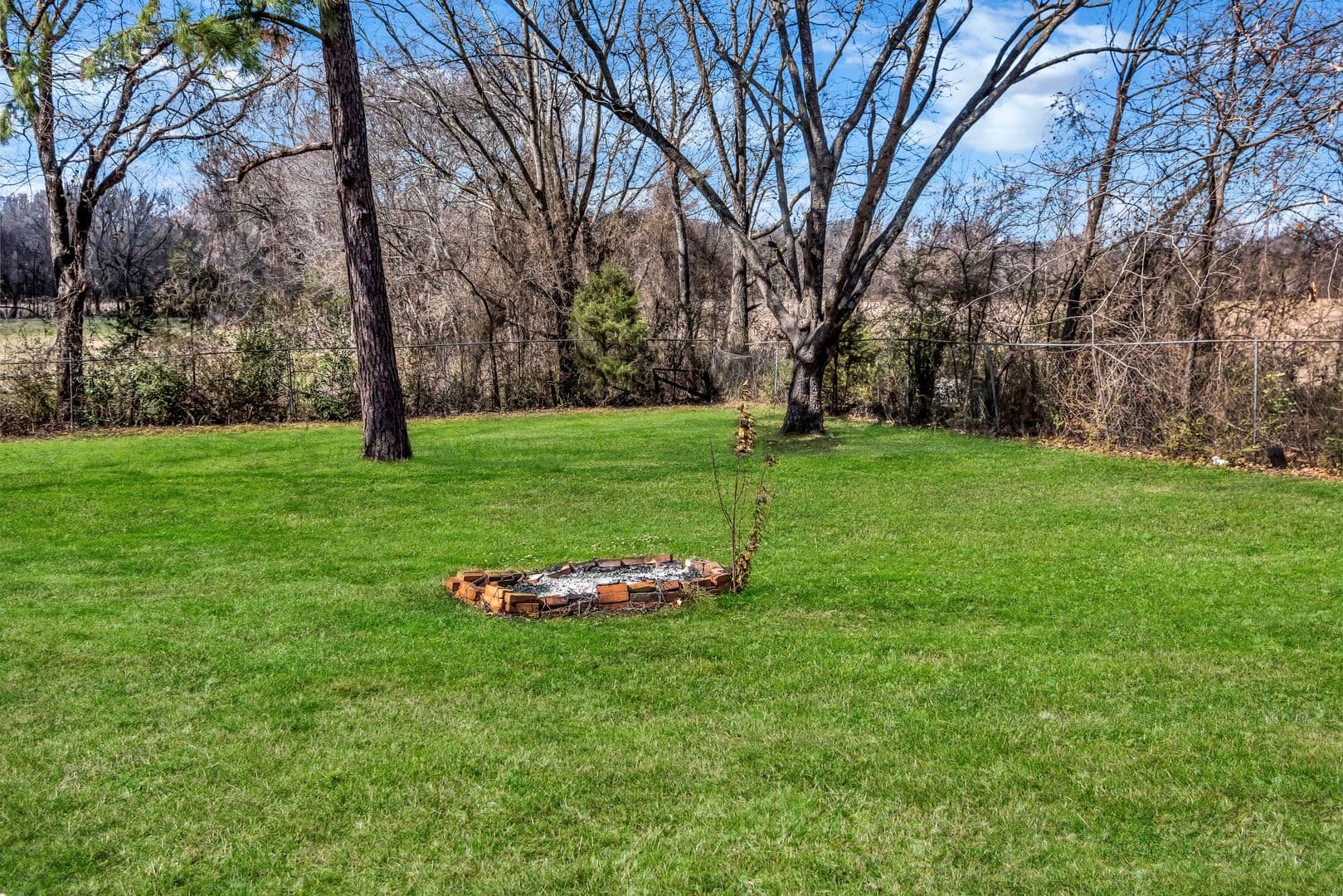 Canton Apartment: 397 Willis Point st