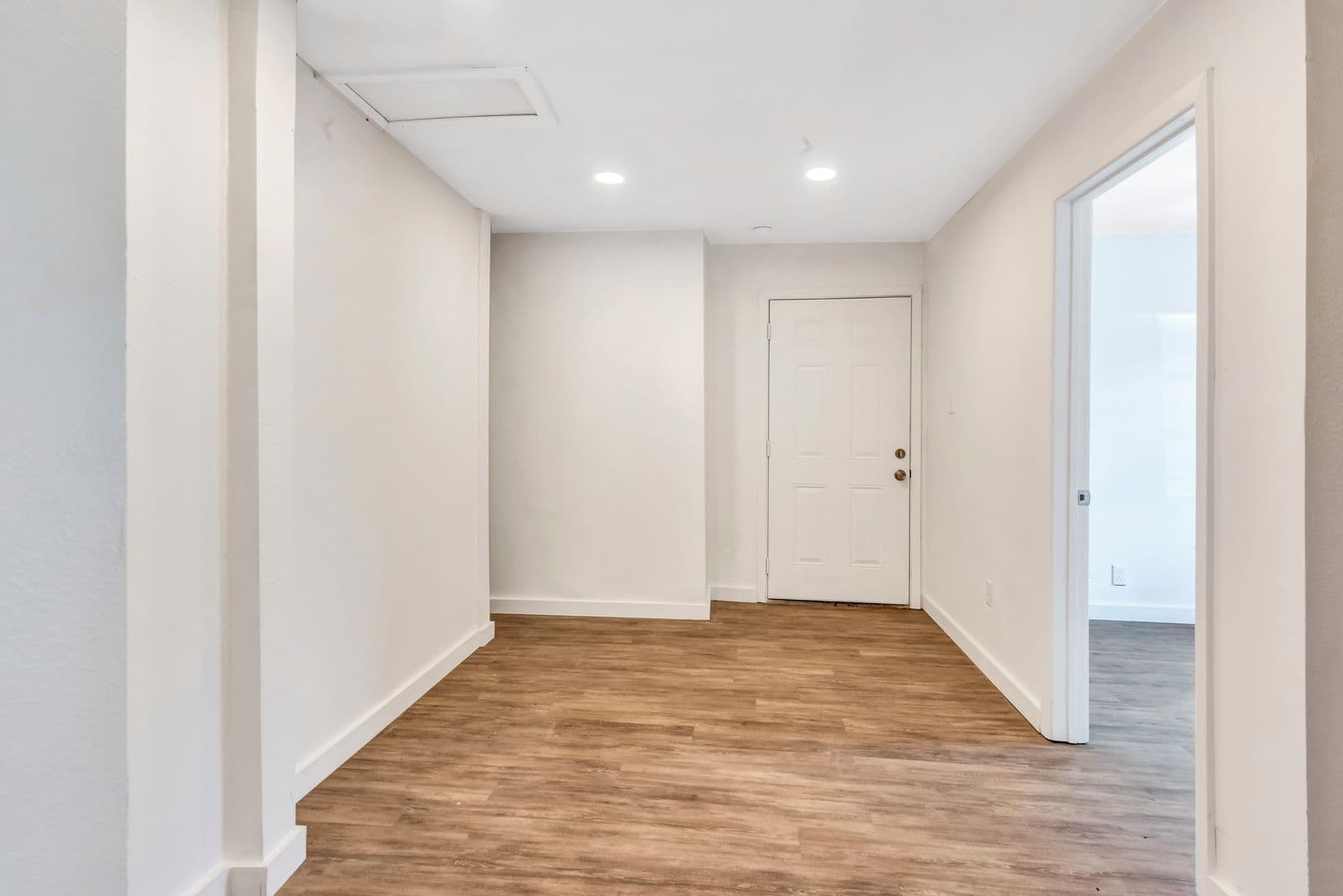 Canton Apartment: 397 Willis Point st