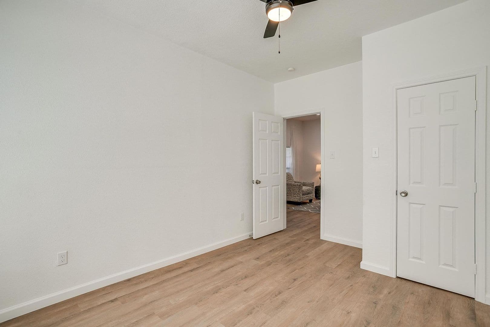 Fort Worth House: 3645 Travis Ave