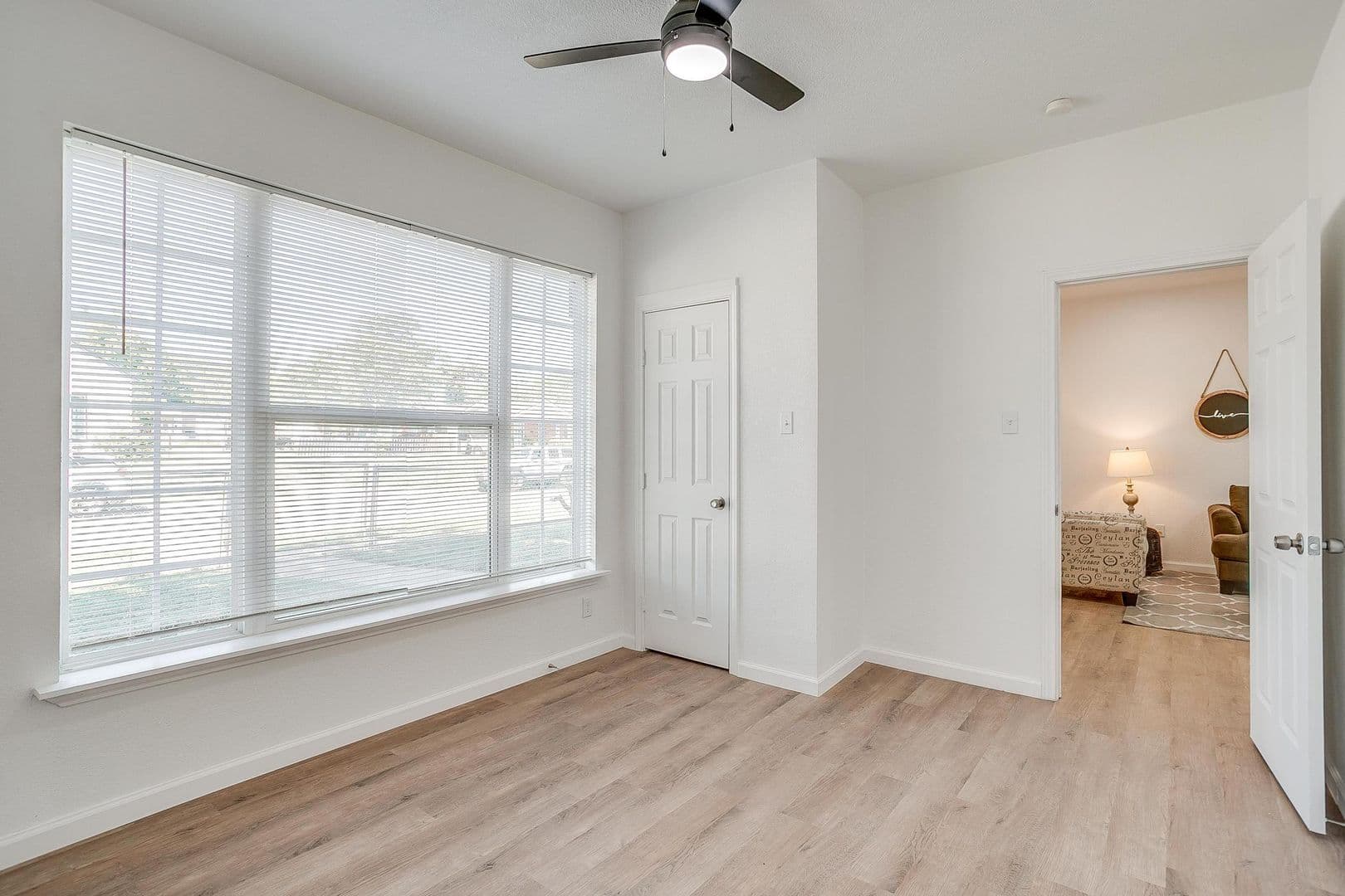 Fort Worth House: 3645 Travis Ave