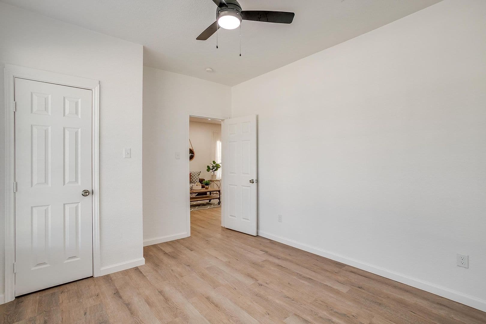 Fort Worth House: 3645 Travis Ave
