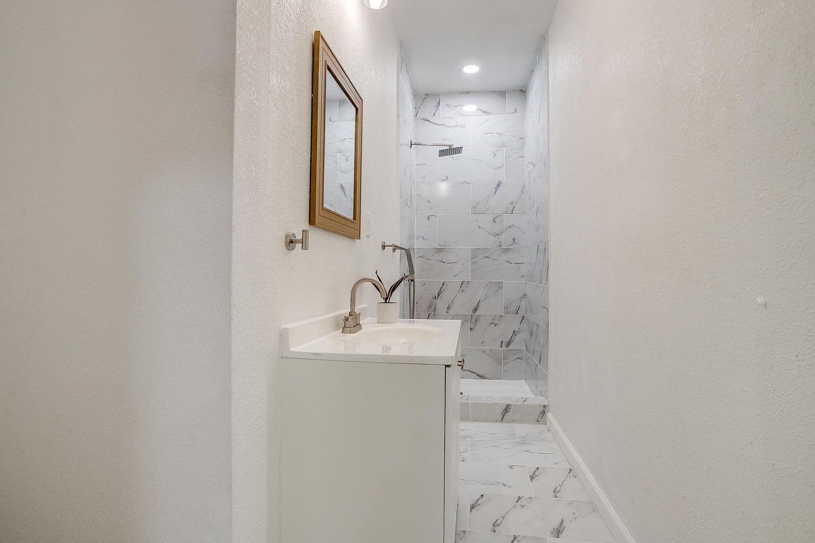 Fort Worth House: 3645 Travis Ave