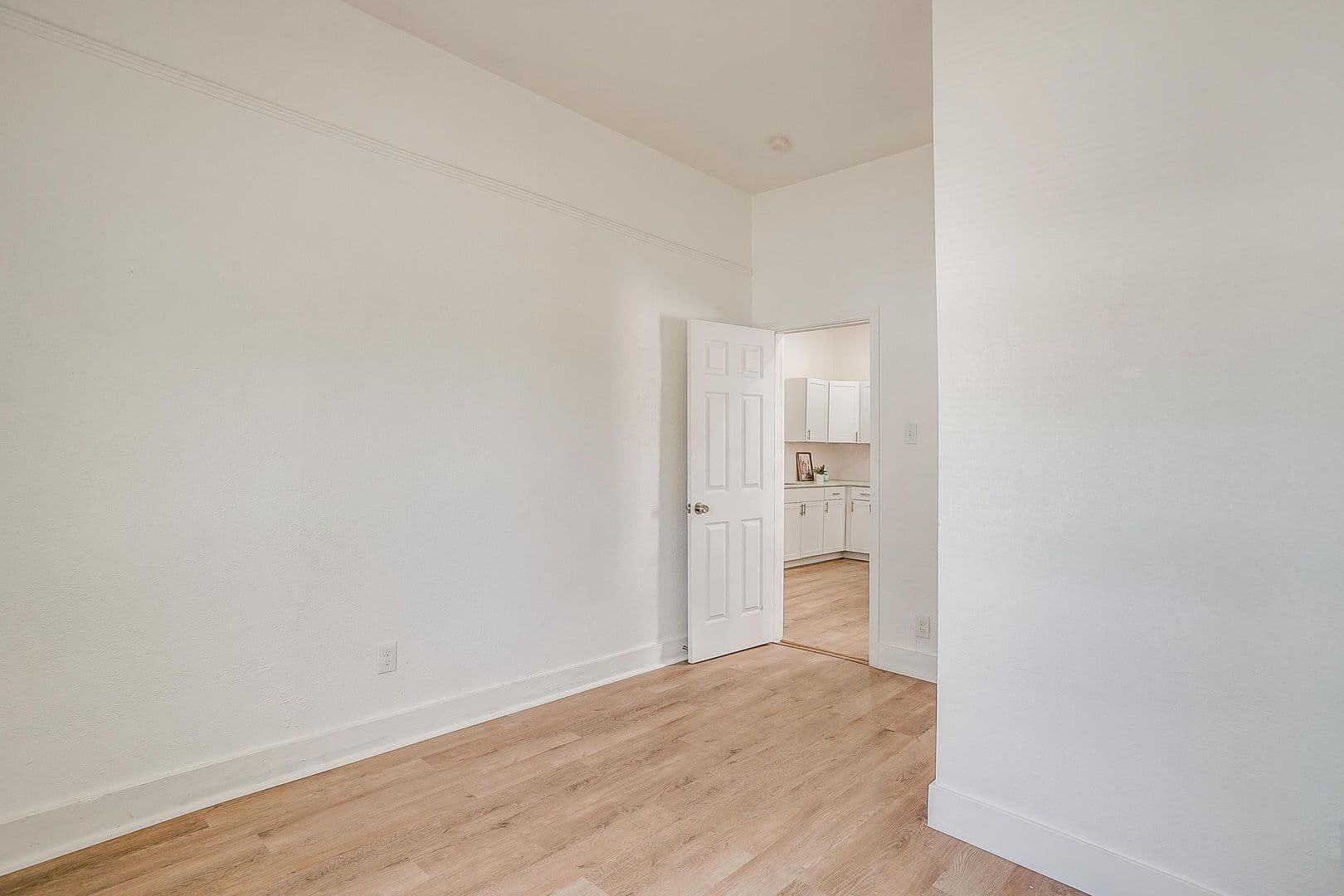 Fort Worth House: 712 W Butler St