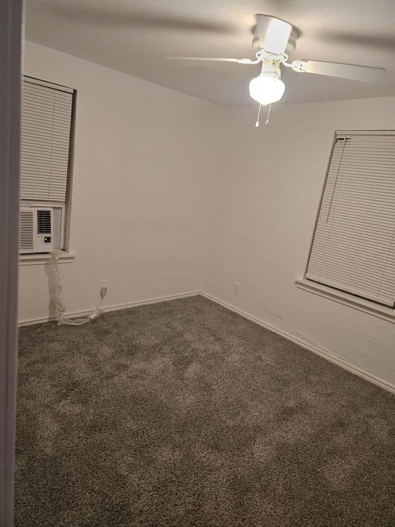 Whitney Apartment: 316 Bush Dr