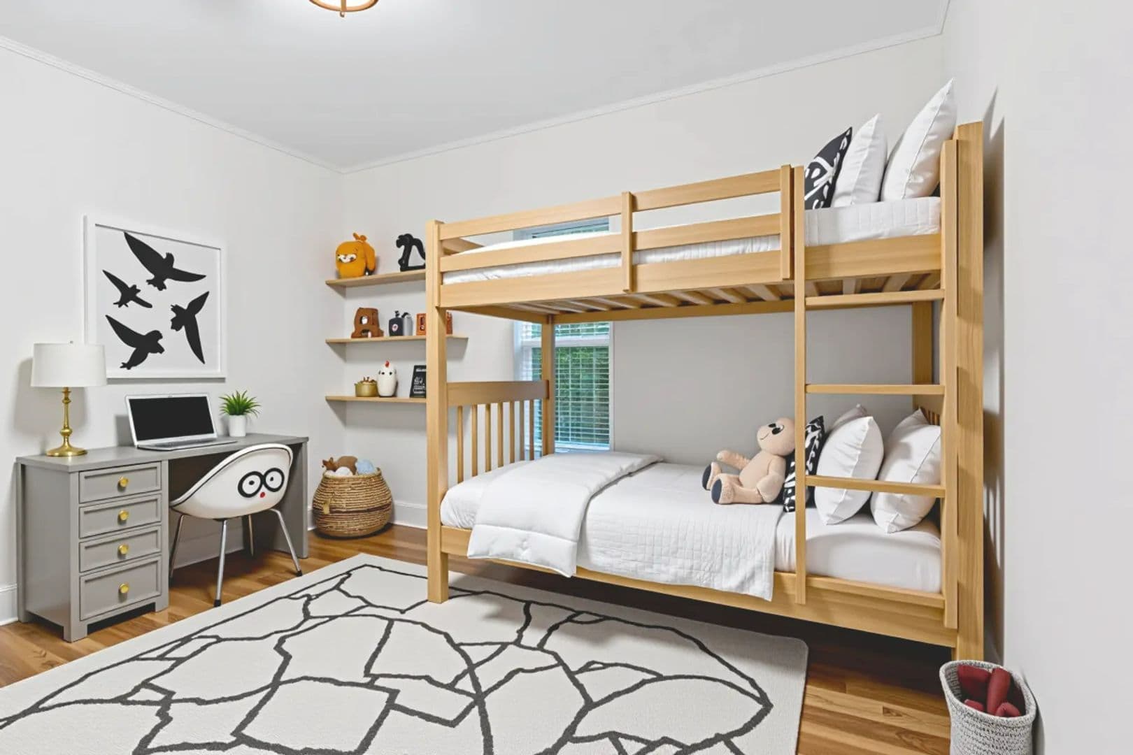 Denison Apartment: 425 East Sears Street, Denison, Texas 75021