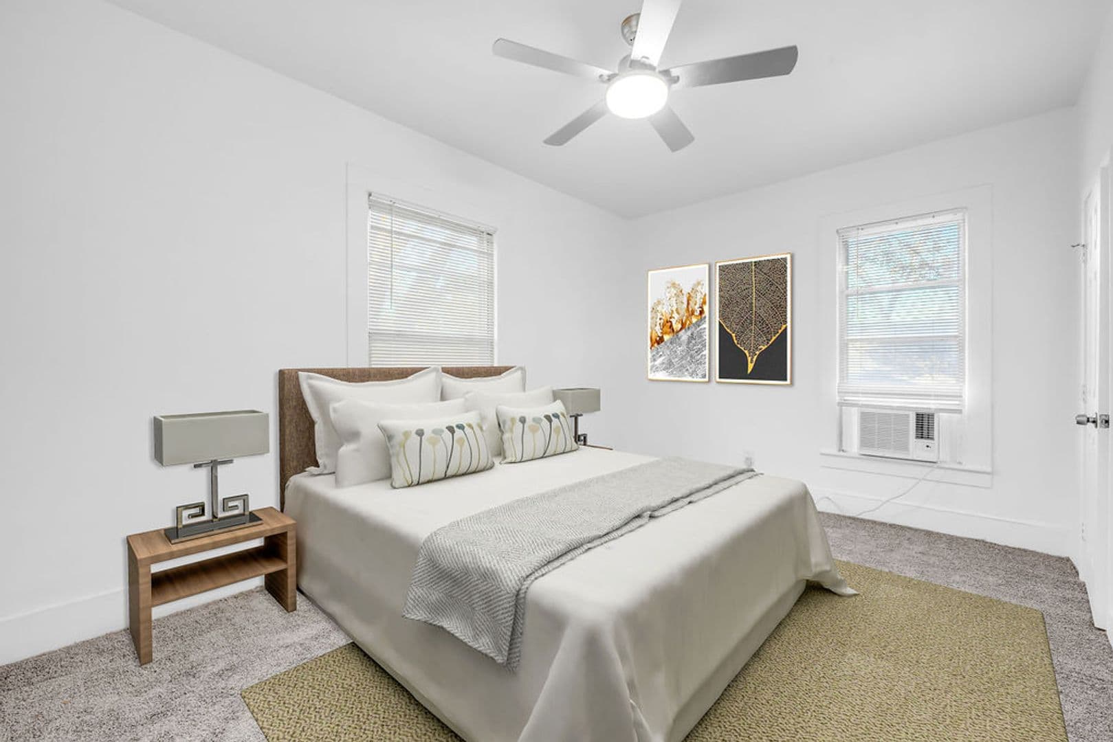 Denison Apartment: 526 W Munson St