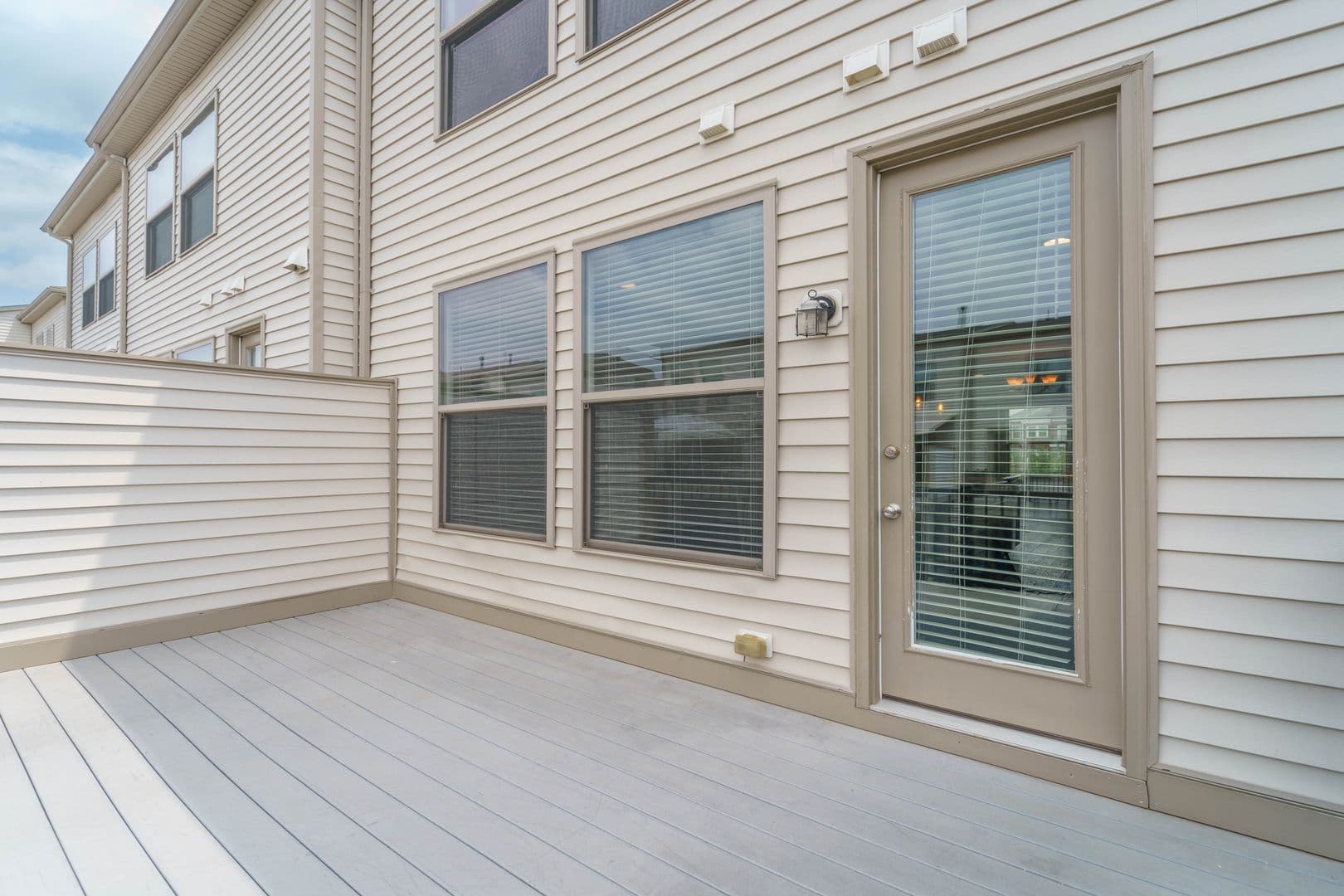 Brambleton Townhome: 23503 Adagio Terrace