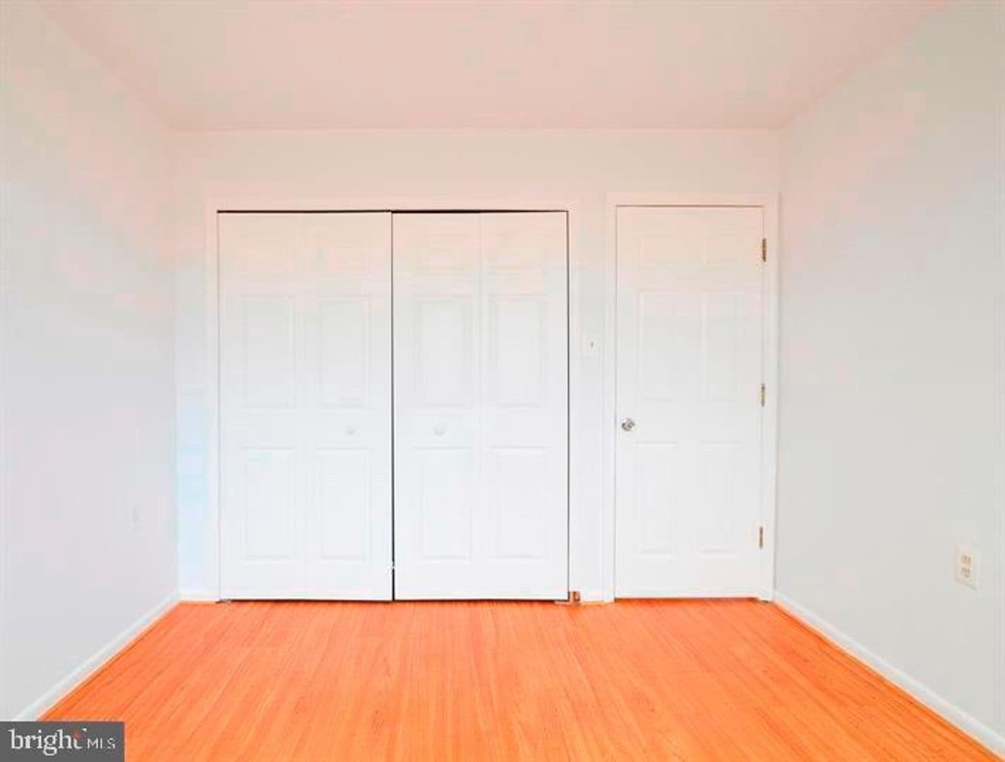 Annandale Condo: 4345 Ivymount Ct