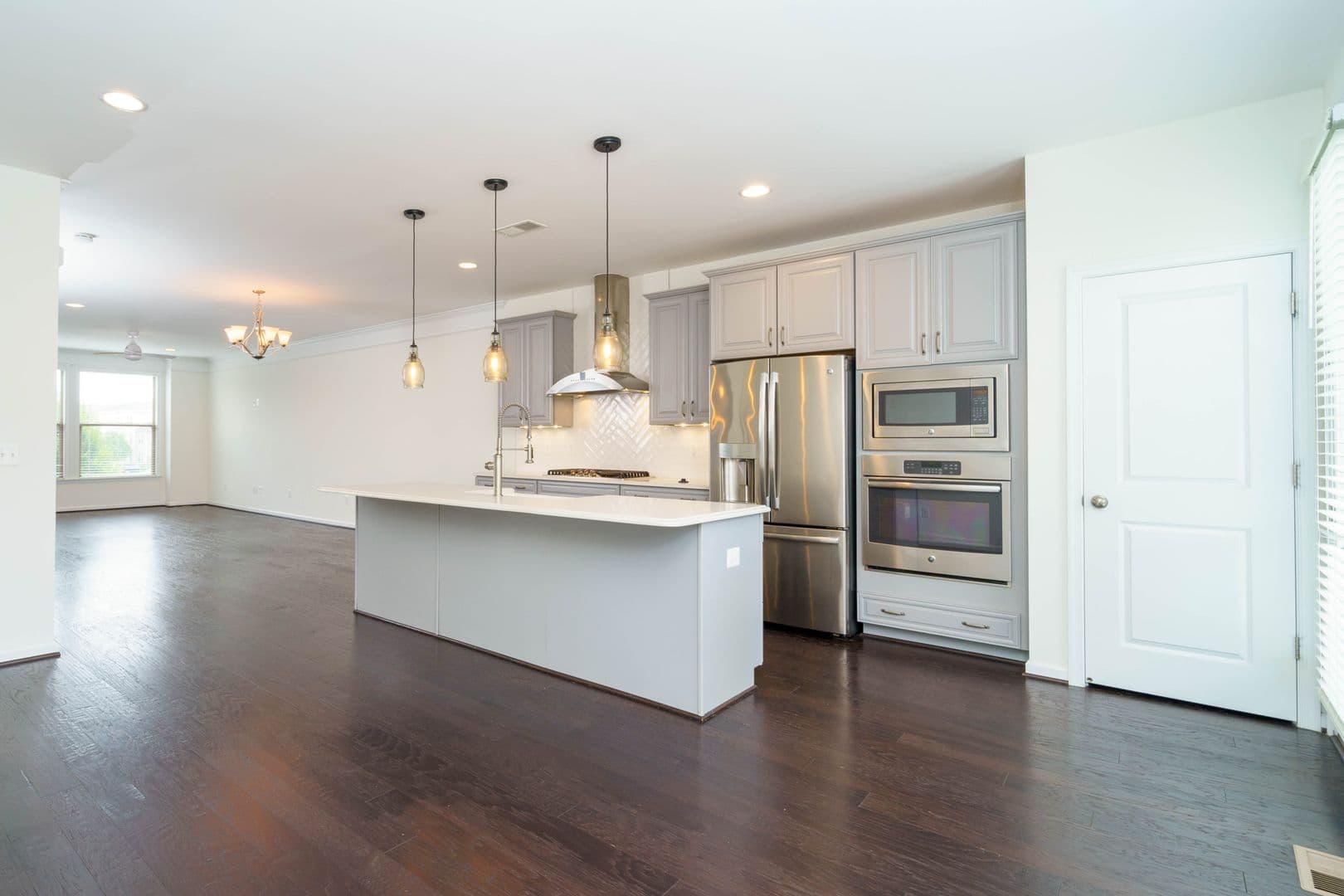 Brambleton Townhome: 23503 Adagio Terrace
