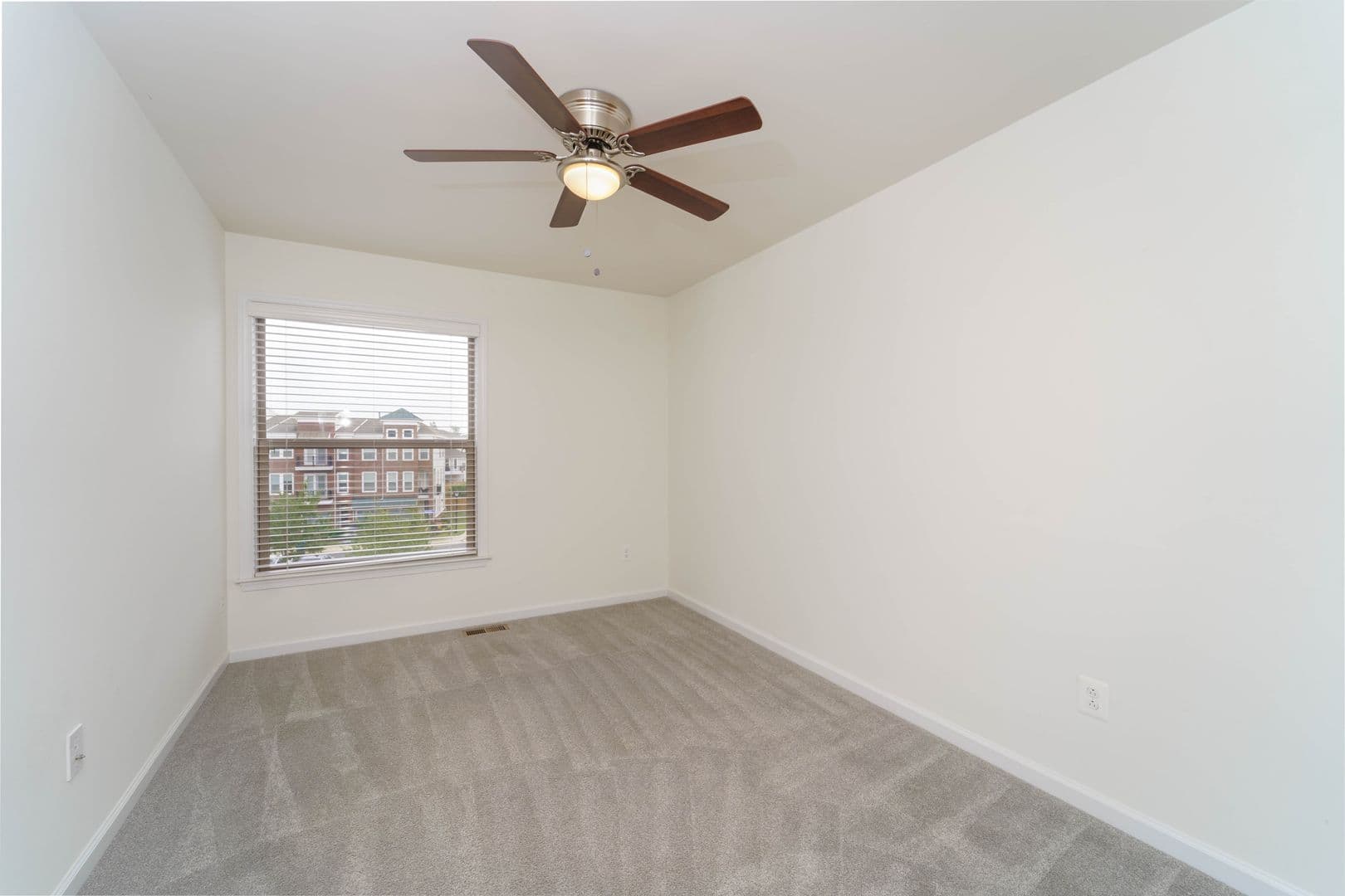 Brambleton Townhome: 23503 Adagio Terrace