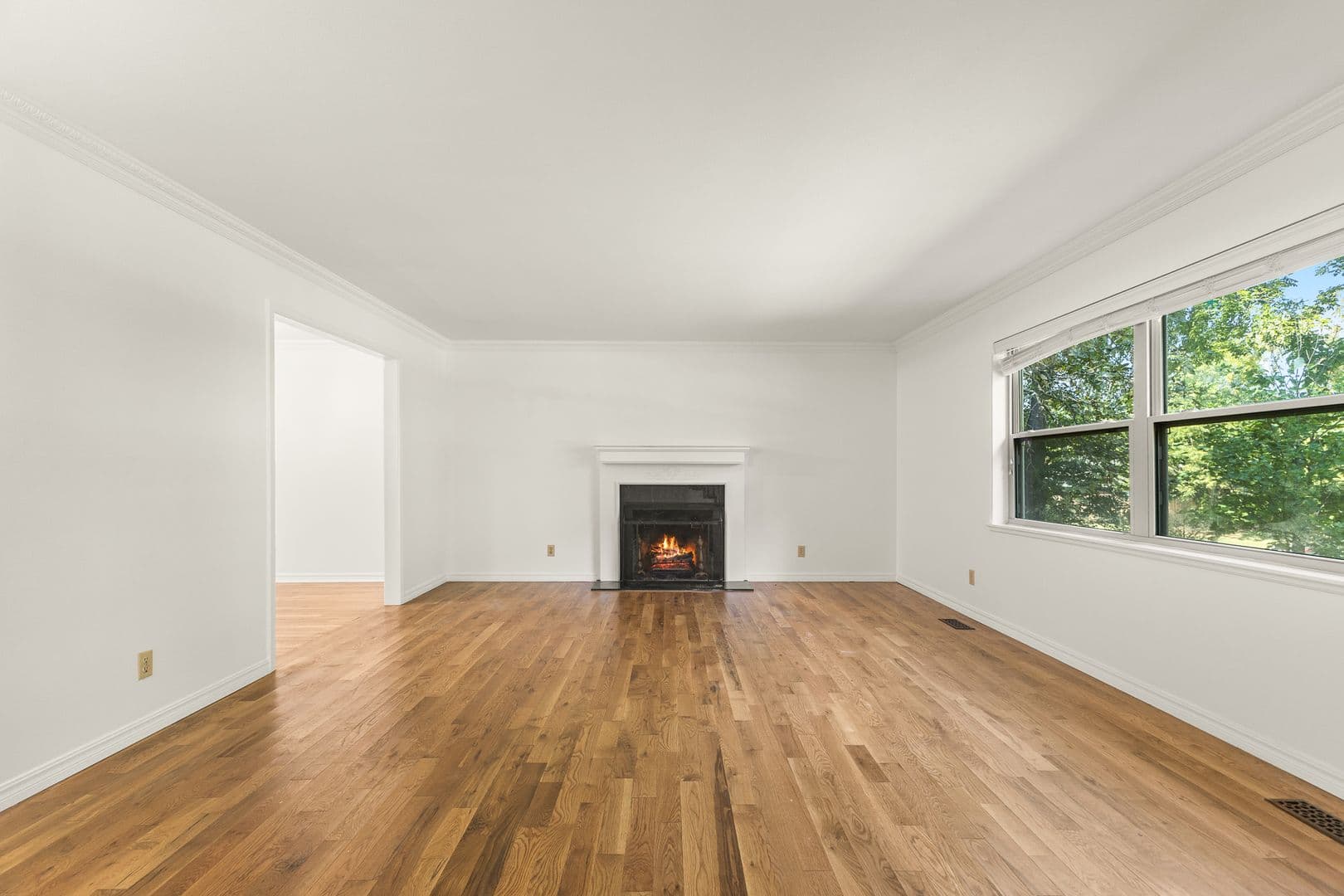 Fayetteville House: 2825 E Inwood Lane