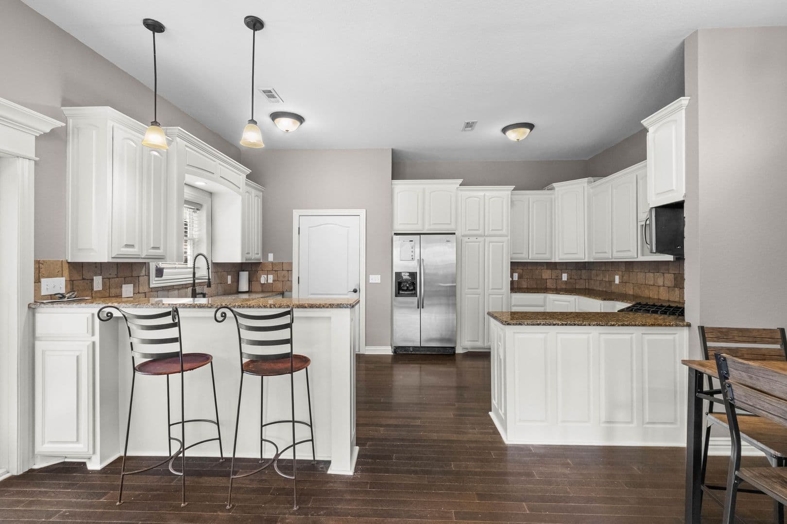 Fayetteville House: 563 North Tennyson Lane